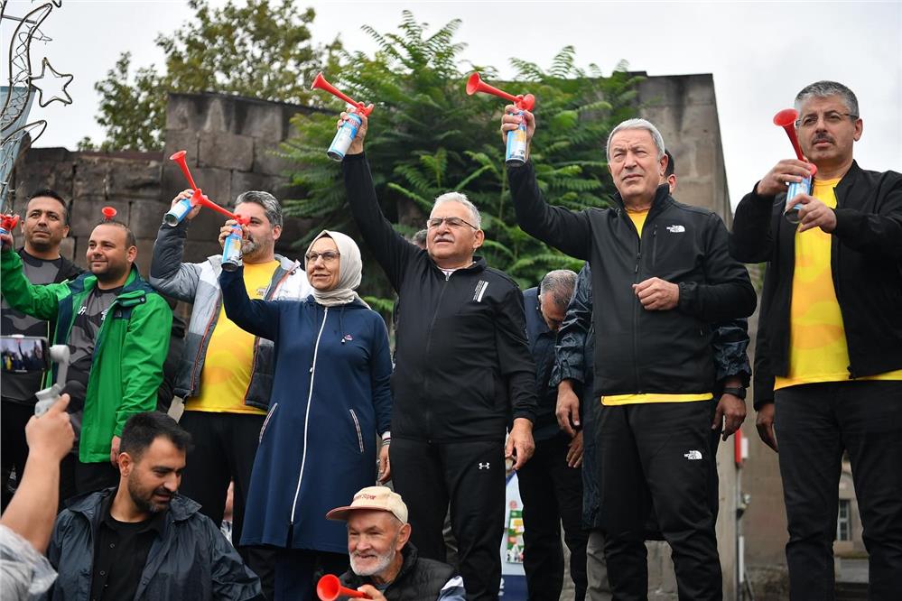 2024 Avrupa Spor Şehrinde 4'üncü Uluslararası Kayseri Yarı Maratonu coşkusu