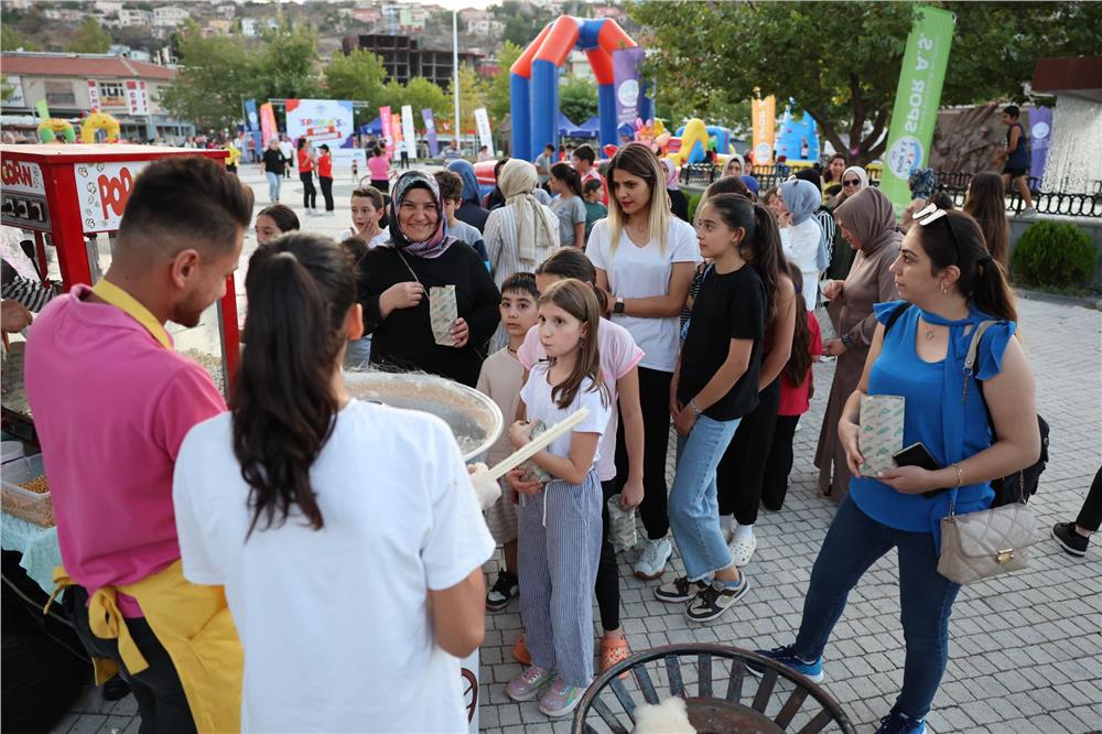 Hacılarlı öğrencilere okul öncesi moral etkinliği